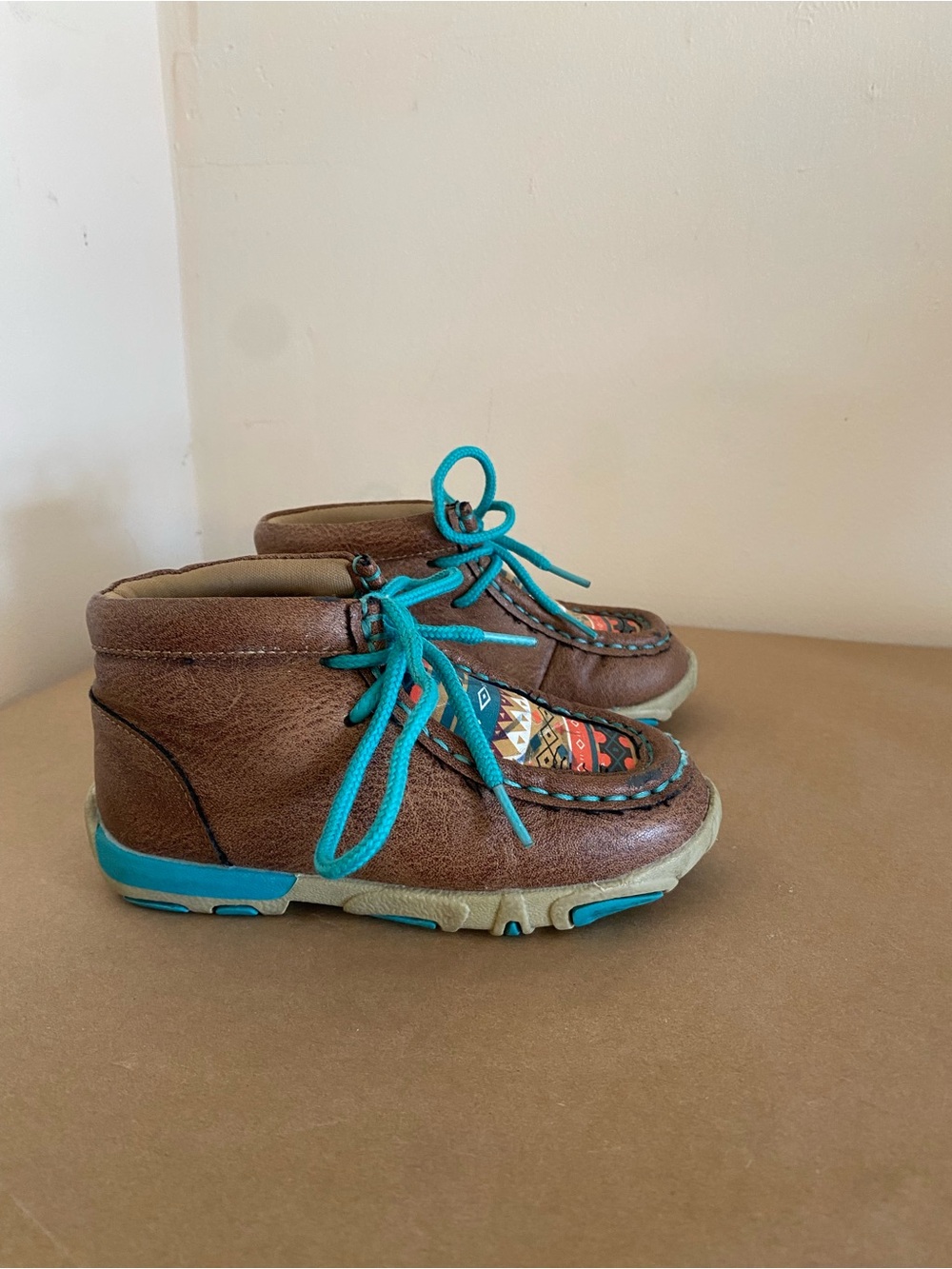 Twister Landry Southwestern Kids size 7 Brown Leather Moccasin Chukka Ankle Boot